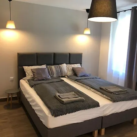 Mala Czarna Apartman *