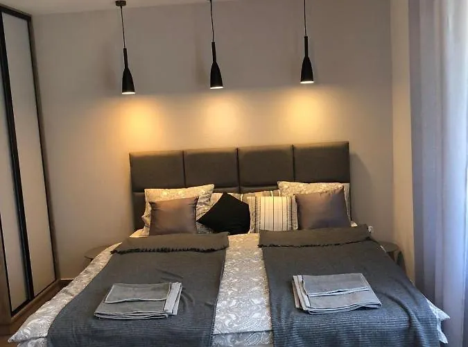 Mala Czarna شقة فيسلا